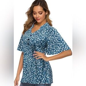 HOCOSIT Women's Floral Short Ruffle Sleeve Pleated V Neck Button Tunic Top 2X